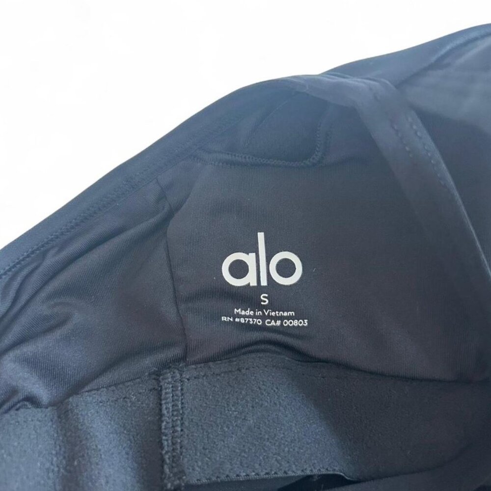 Alo Yoga Airlift Layered Tank Small Like New RAREE - Picture 4 of 5